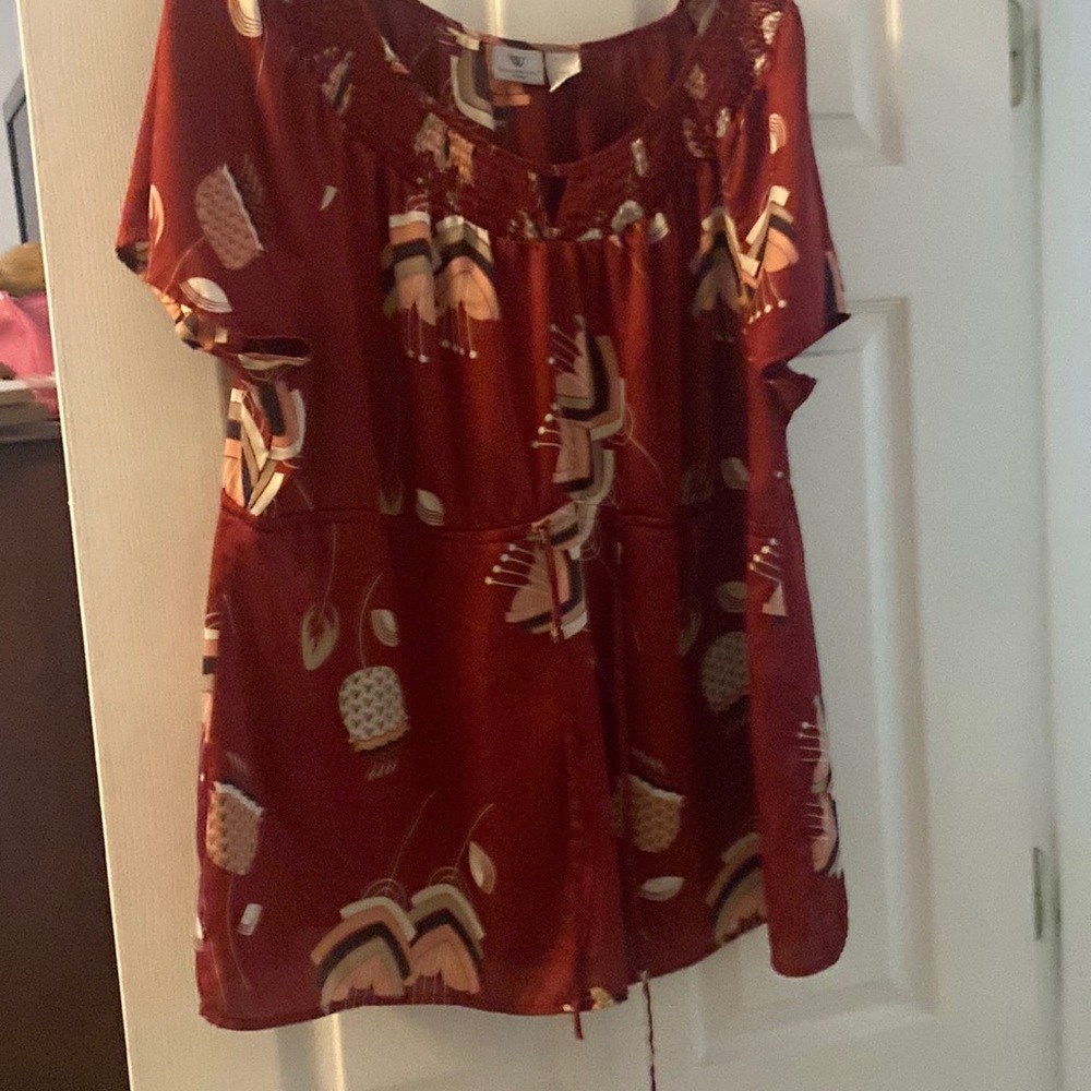 Worthington plus size 2x blouse with draw string middle key hole center